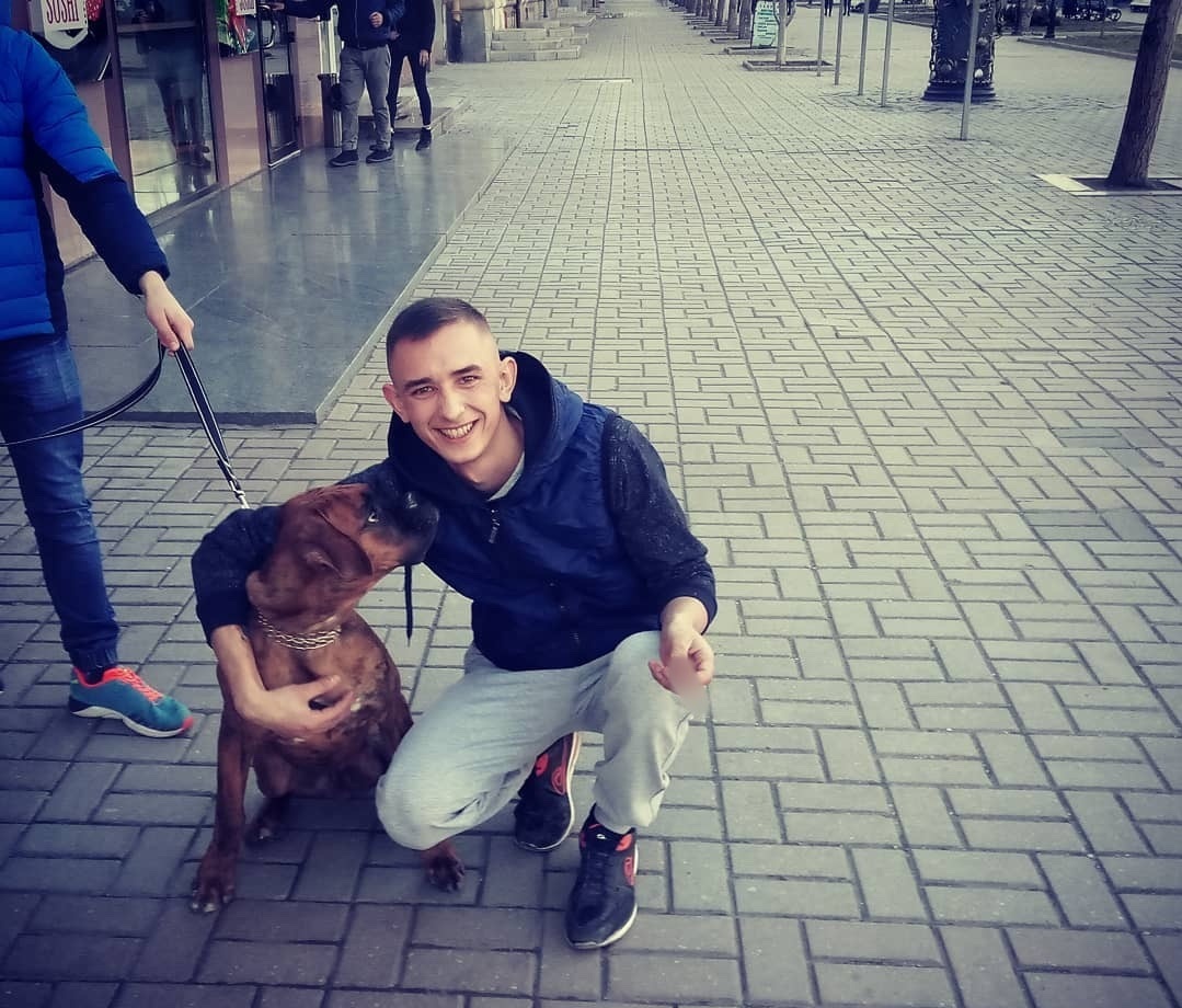 Віктор до війни у Бердянську