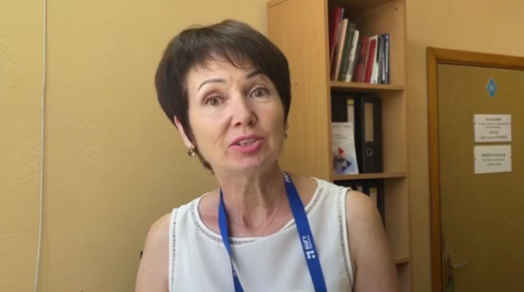 Савельєва Ольга Михайлівна - дуже давно працювала в КРУ, потім в Бердянській Райадміністрації у відділі економіки (навіть була начальником). Потім пішла у виконком.
З початком війни стала заступником у кічігіна, але не довго, і хутко звідти втекла туди, де як їй думається, менша відповідальність… кримінальна за зраду.