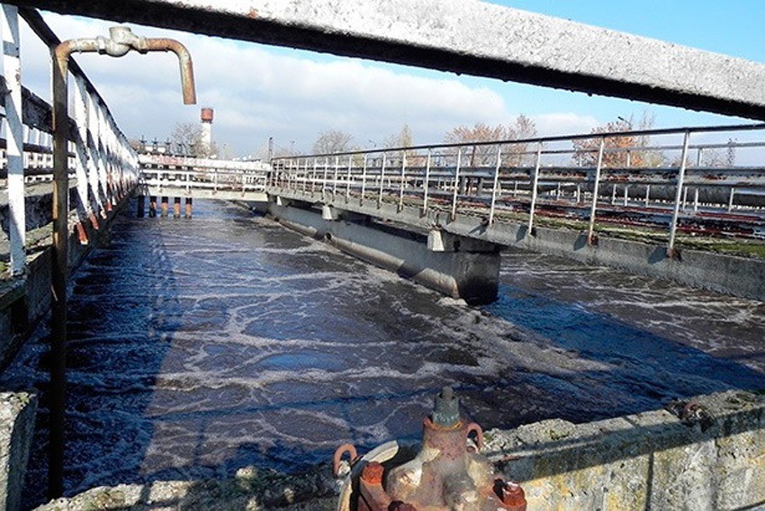 Забор воды на водохранилище