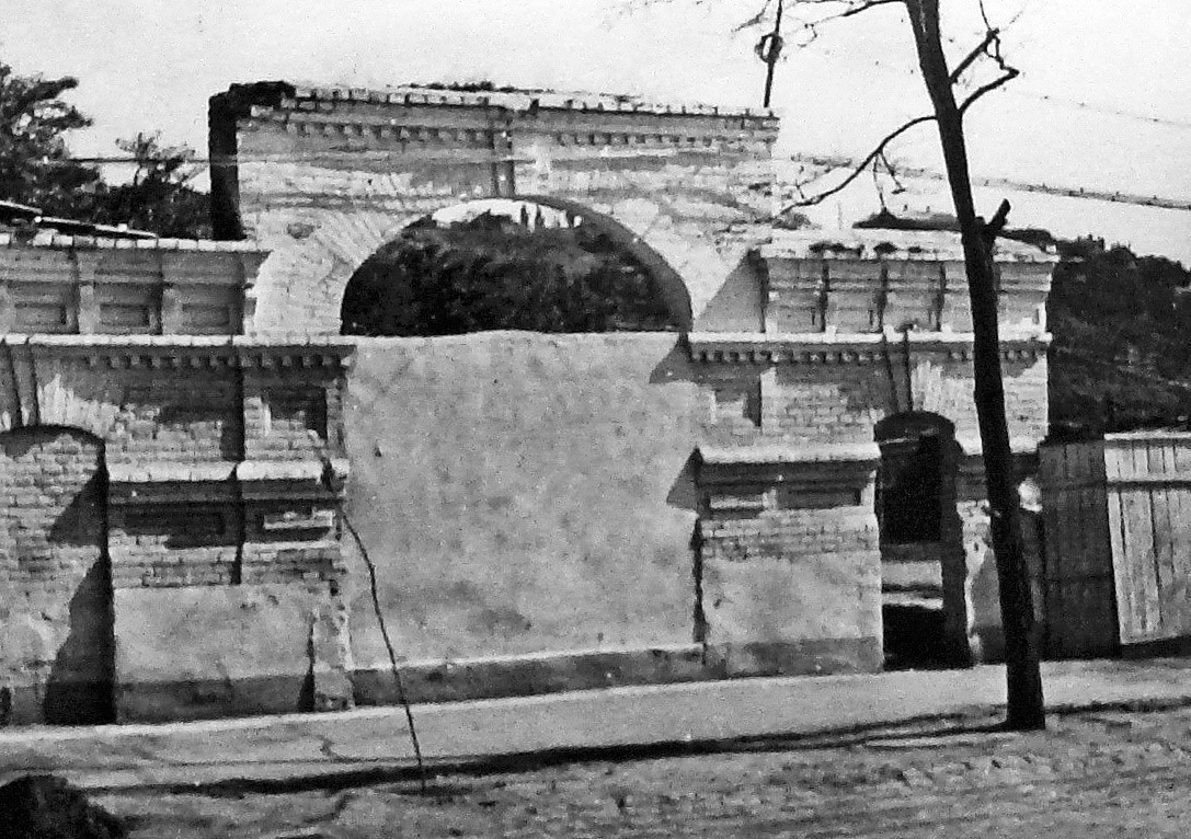 Остатки больницы Дика 1976 год