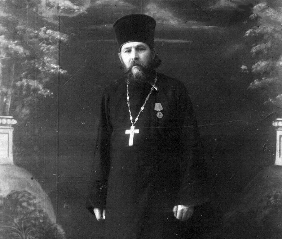 Василий Попов