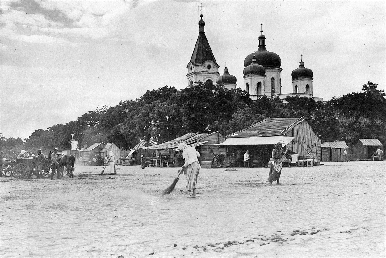 Соборная площадь
