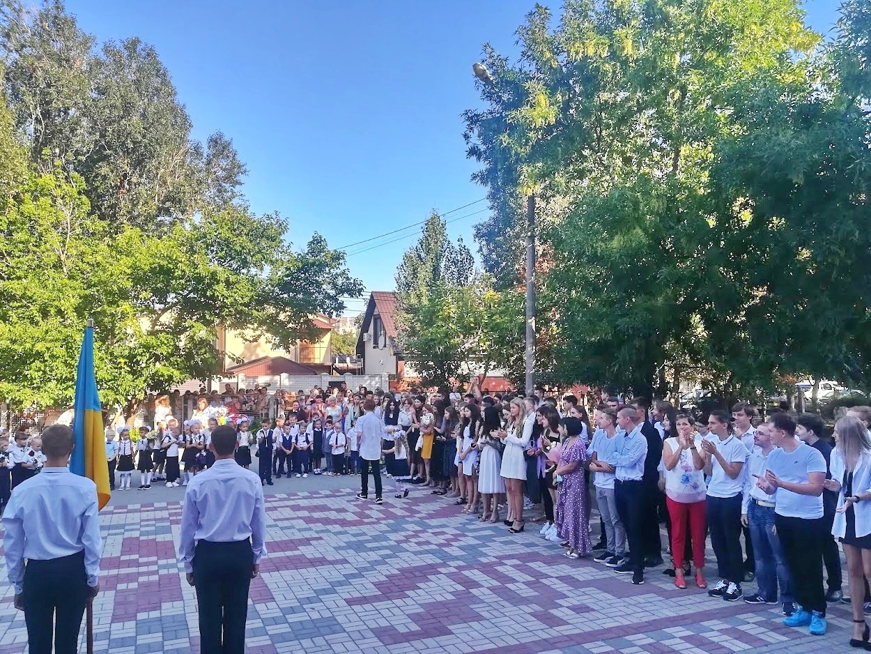Патріотично пройшло свято Першого дзвоника в школі №16