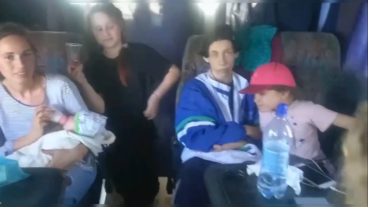 Деяким пасажирам доводилося проводити під Василівкою кілька днів