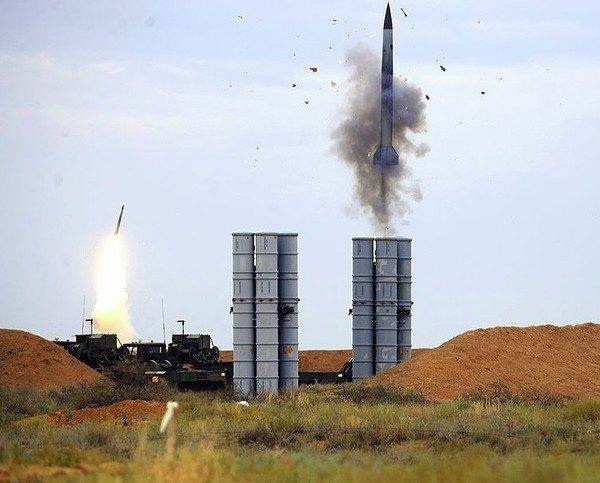 Запуск ракет системи С-300