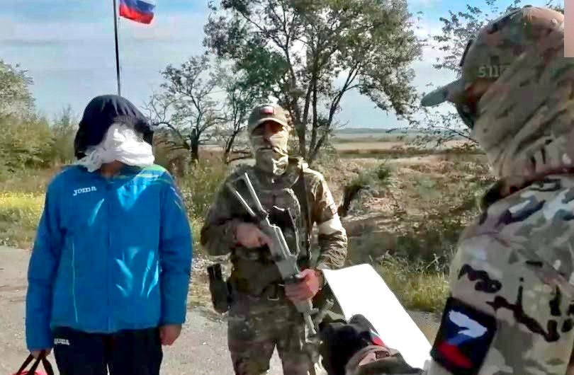 Окупанти вижинають мешканця запорізької області за межі ТОТ