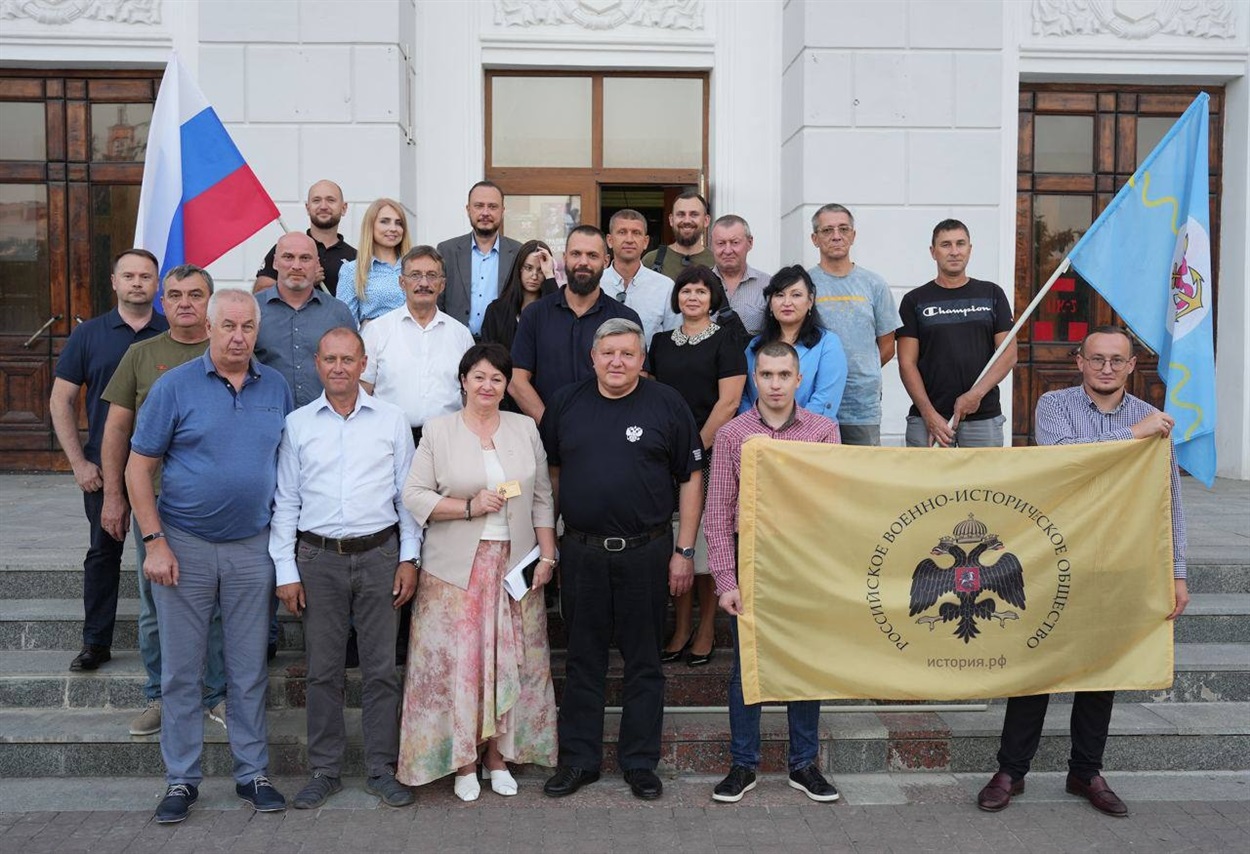 Бердянські члени російського пропагандистського товариства 