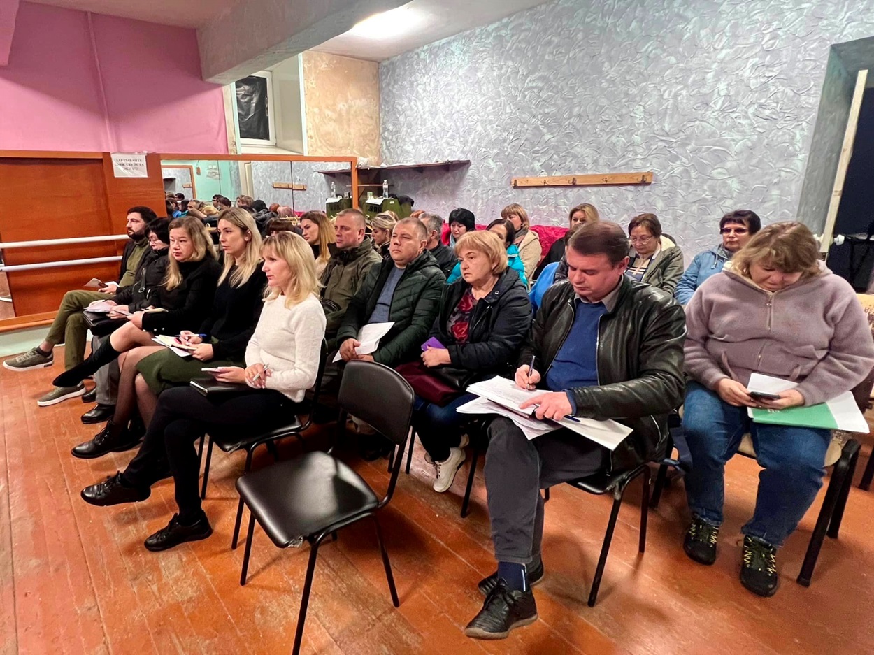 Керівники громад Бердянського району під час обговорення бюджету с БРДА