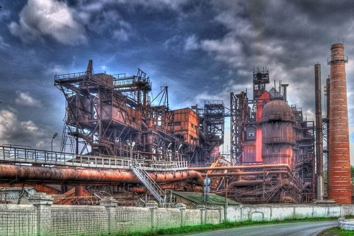 Завод ім. Ілліча в Маріуполі 
