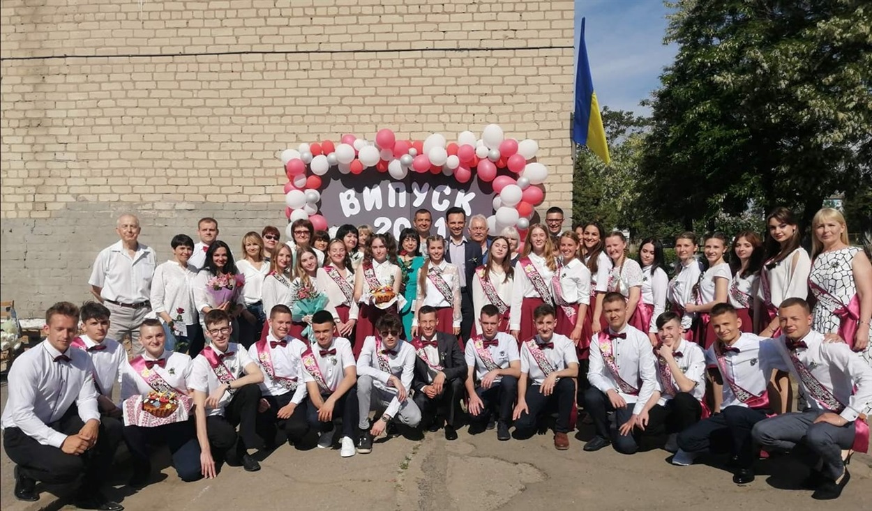 Останній передвоєнний випуск Бердянської ЗОШ №7, травень 2021