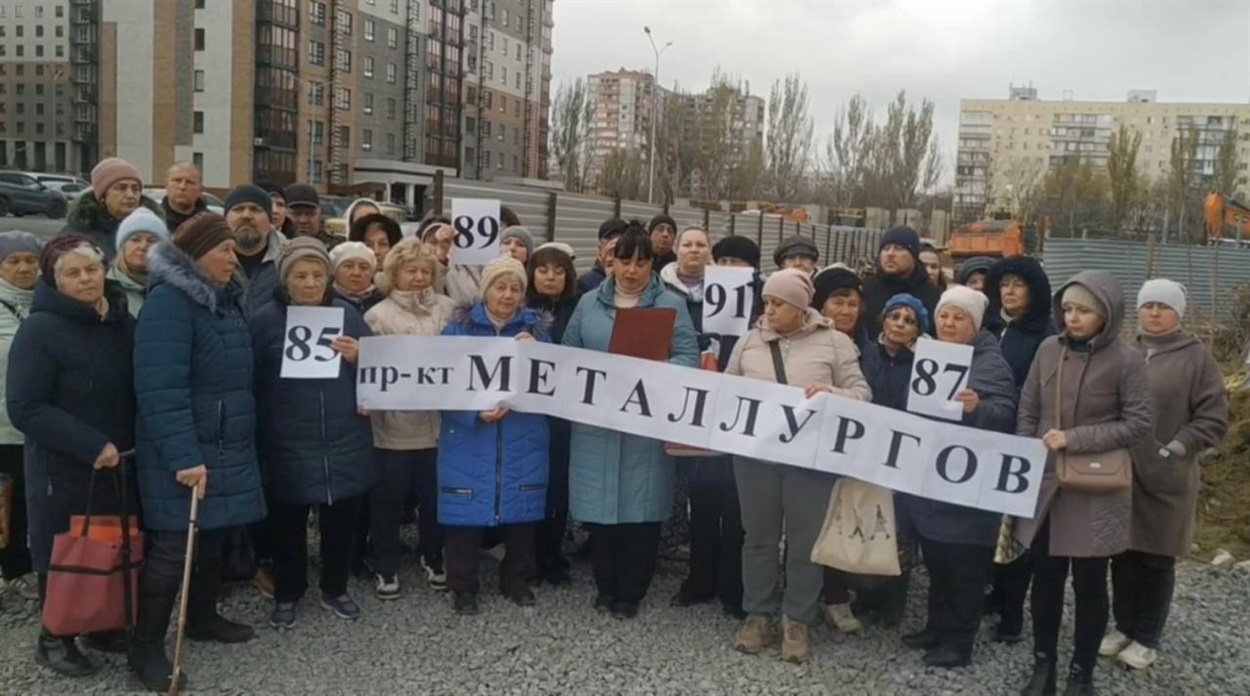 Звернення їх мешканців, які просять диктатора надати їм житло. Нові будинки за цими адресами збудовані по програмі іпотеки тільки для росіян