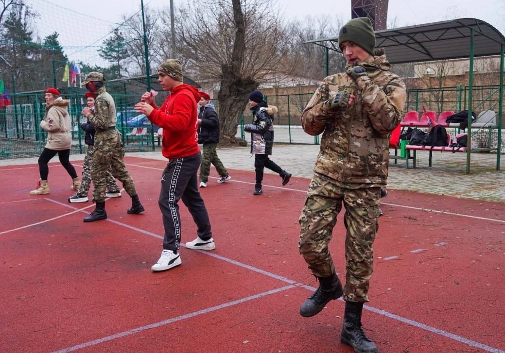 Військово-спортивна підготовка молоді в окупованій Запорізькій області